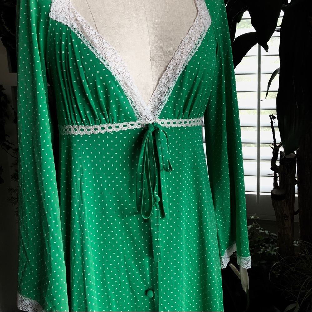Vintage Emerald Green wrap button up dress